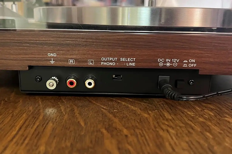 Audio Technica AT-LPW50BTRW có kết nối bluetooth
