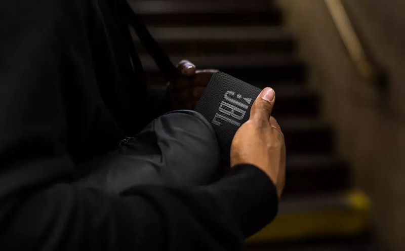 loa bluetooth JBL Go Essential